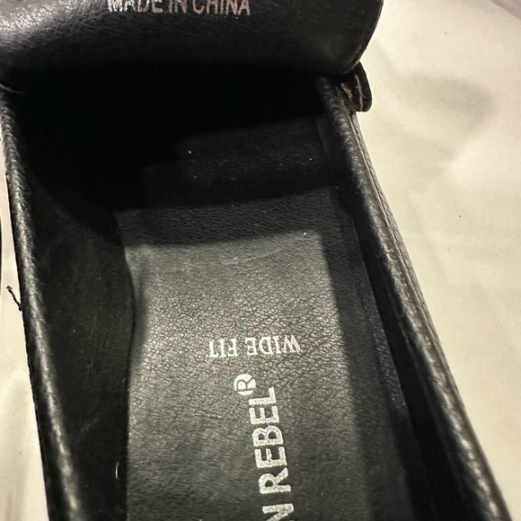 London Rebel Black Loafers - Picture 4 of 4